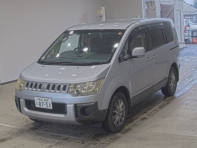 20338 MITSUBISHI DELICA D5 CV2W 2012 г. (ARAI Oyama VT)